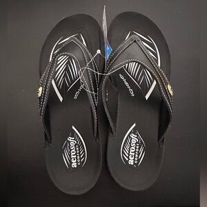 Aerosoft Comfort Women's Black Thong Sandals Size 6 Synthetic Upper Stitching